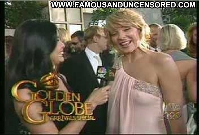 Kim Cattrall 2003 Golden Globes Pre Show Bra