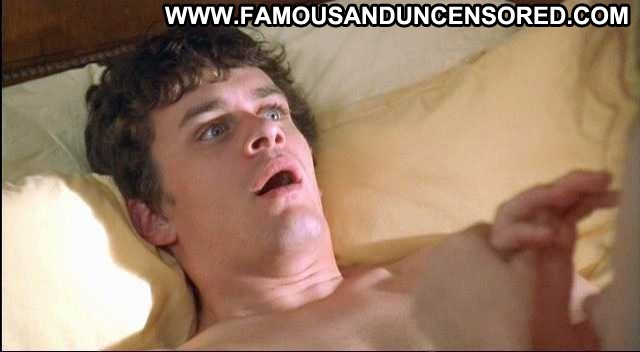 Julie Delpy An American Werewolf In Paris Topless Bed Gorgeous