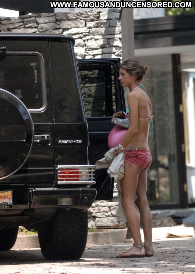 Alessandra Ambrosio Bikini Showing Tits Actress Horny Famous