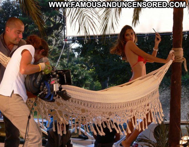 Adriana Lima Brazilian Latina Posing Hot Nude Scene Cute Hot