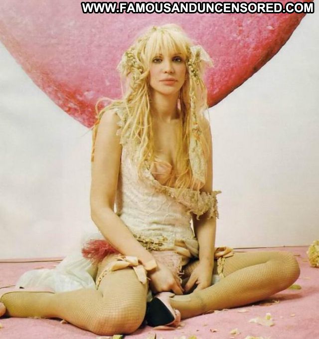 Courtney Love Blonde Babe Hot Celebrity Celebrity Cute Singer Posing
