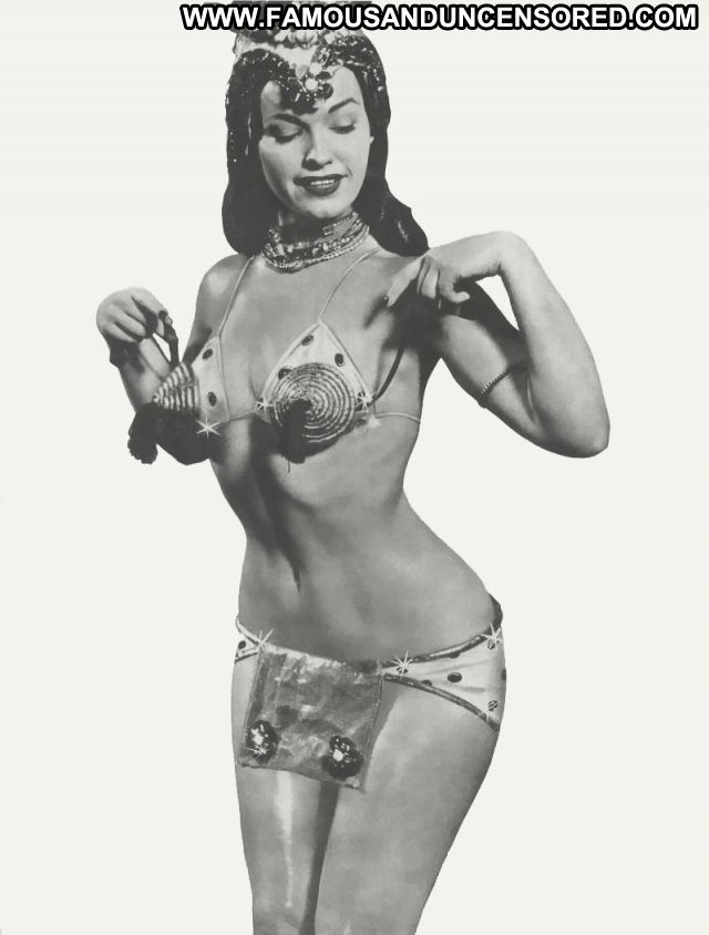 Bettie Page Nude Sex Scenes Pictures And Videos Famous And Uncensored