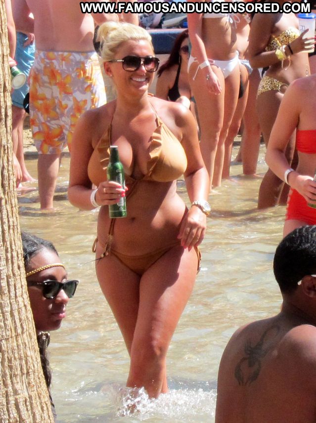 Billie Faiers Huge Tits Pool Bikini Showing Tits Celebrity