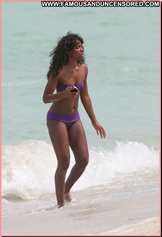 Kelly Rowland Ebony Bikini Hot Posing Hot Babe Singer Lingerie Cute