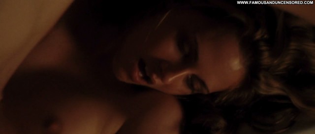 Kristen Stewart On The Road Celebrity Car Sexy Sex Vampire Breasts