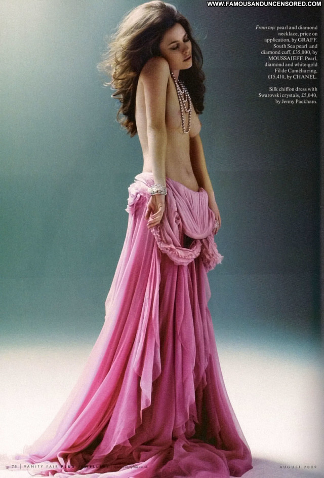 Anna Friel Vanity Fair Magazine Posing Hot Celebrity Nude Babe Cute