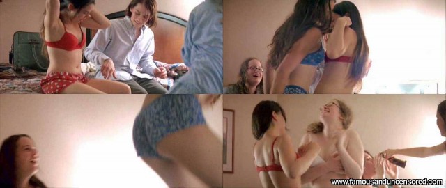 Sarah Bing Thumbsucker Sexy Beautiful Nude Scene Celebrity Hd Babe