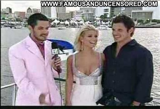Jessica Simpson Yacht Interview Celebrity Straight Cleavage Awards
