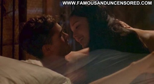 Jessica Alba Sexy Scene Posing Hot Celebrity Sexy Straight Sleeping Nude Famous