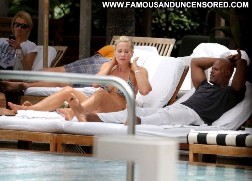 Brittany Daniel Blonde Pool Straight Bikini Celebrity Showing Ass Ass Posing Hot Famous