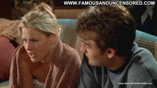 Ali Larter Celebrity Famous Hot Straight Posing Hot Food Blonde Fetish Kissing