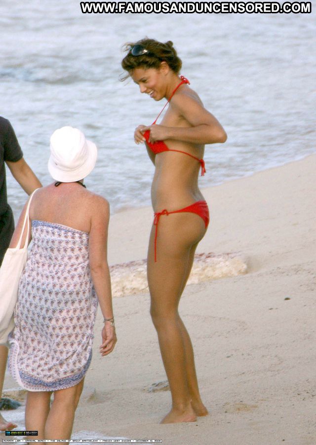 Adriana Lima No Source Beach Posing Hot Famous Latina Celebrity