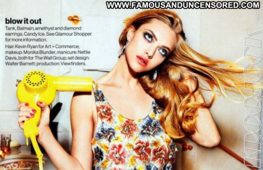 Amanda Seyfried Famous Babe Celebrity Hot Actress Straight Posing Hot Blonde Cute