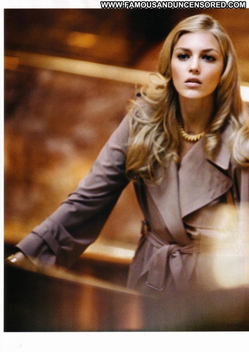 Anja Rubik Hot Showing Tits Cute Babe Celebrity Straight Famous Blonde Tits Posing Hot