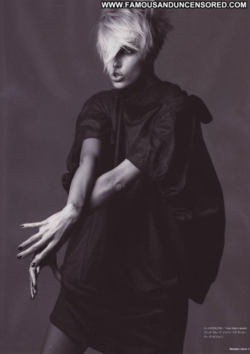 Anja Rubik Hot Showing Tits Cute Babe Celebrity Straight Famous Blonde Tits Posing Hot