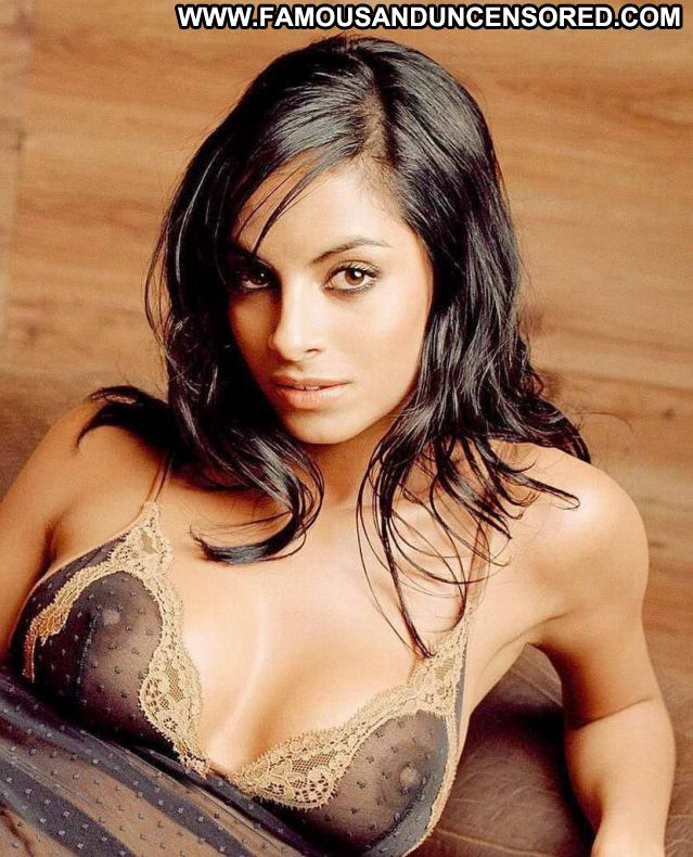 Collien Fernandes No Source Babe Famous Posing Hot See Through