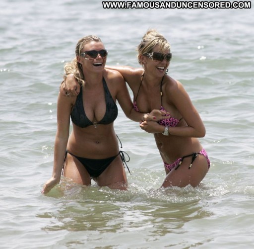 Danielle Lloyd Blonde Straight Babe Beach Posing Hot Cute Hot Bikini Famous Celebrity