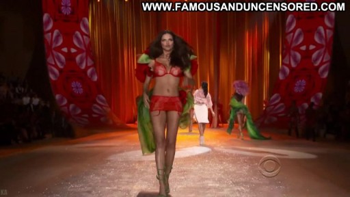 Adriana Lima Sexy Scene Posing Hot Nude Famous Sexy Fashion Straight Celebrity