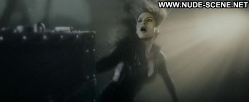 Eva Mendez Posing Hot Nude Sexy Scene Celebrity Sexy Straight Nude Scene