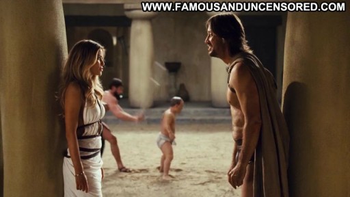 Carmen Electra Posing Hot Sexy Nude Famous Straight Sexy Scene Celebrity