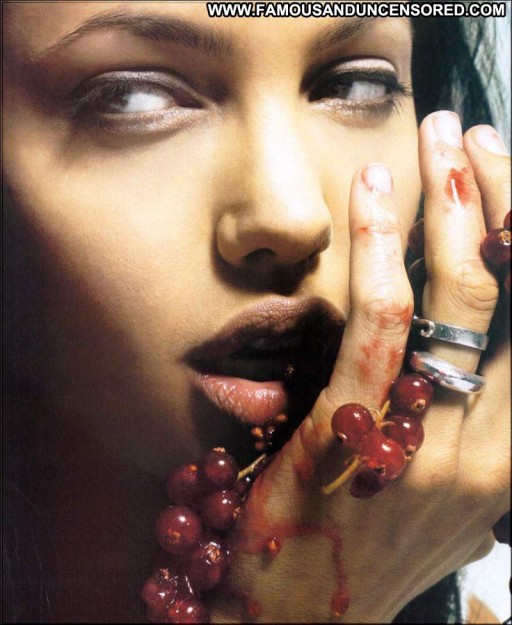 Angelina Jolie Famous Straight Babe Posing Hot Actress Celebrity Hot