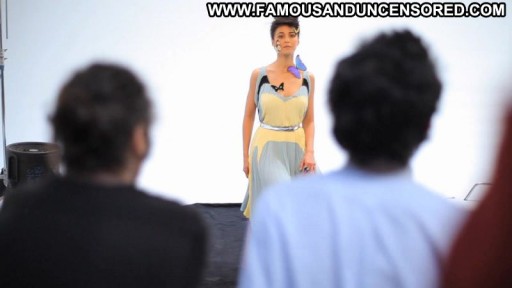 Emmanuelle Chriqui Famous Celebrity Posing Hot Nude Sexy Scene Straight Sexy