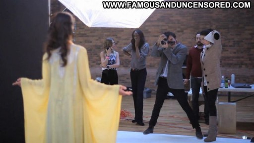 Emmanuelle Chriqui Celebrity Sexy Scene Sexy Famous Straight Nude Posing Hot