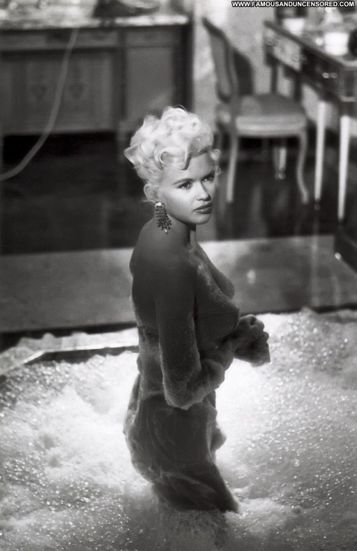 Celebrities Sexy Famous Babe Celebrity Nude Beautiful Hot Straight Posing Hot