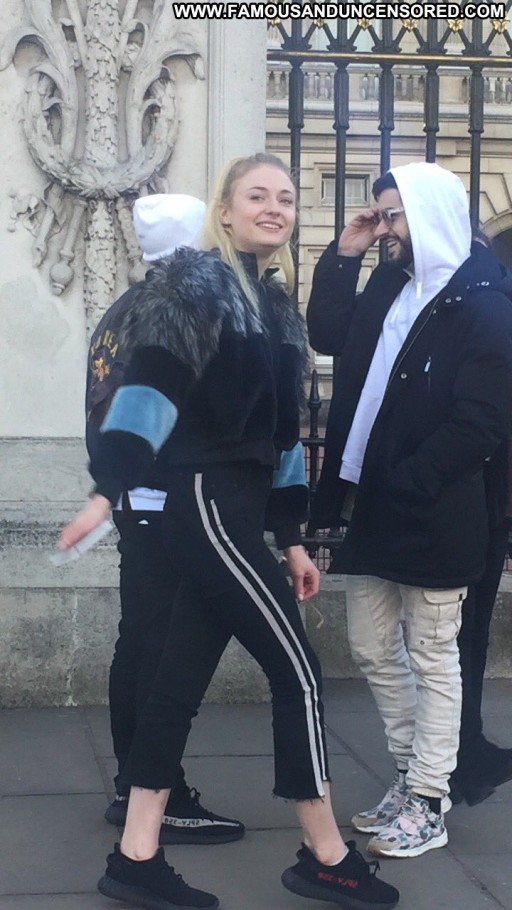 Christina Milian Celebrity Straight Female Nerd Big Breasts Sex Babe Hollywood London Bikini Threesome Slim Body Instagrammer Live Bar Husband Actress Angel