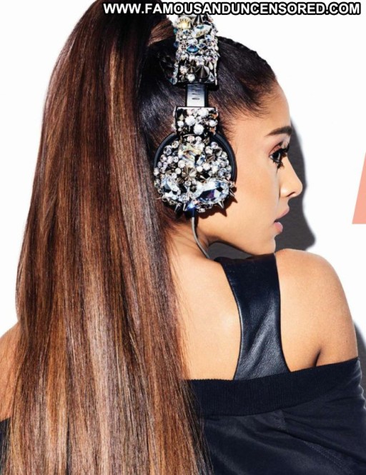 Ariana Grande Celebrity Posing Hot Magazine Babe Straight Paparazzi Uk Beautiful