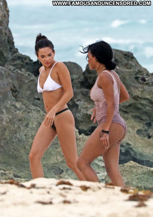 Claudia Gerini Legs Sexy Straight Porn Beautiful Xxx Nyc Mali London Actress Videos Model Influencer Female Instagrammer Brown Hair Posing Hot Sex Topless Babe