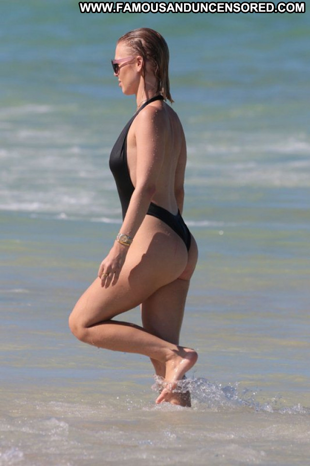 Laura Cremaschi Miami Beach Fashion Posing Hot Asses Joi Model