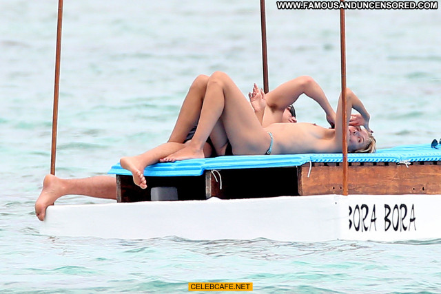 Heidi Klum Beautiful Celebrity Toples Topless Mexico Posing