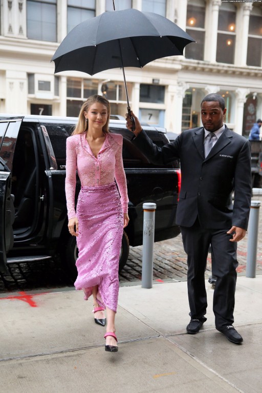 Unknown See Through Celebrity Babe New York Skirt Beautiful Straight Twitter Posing Hot