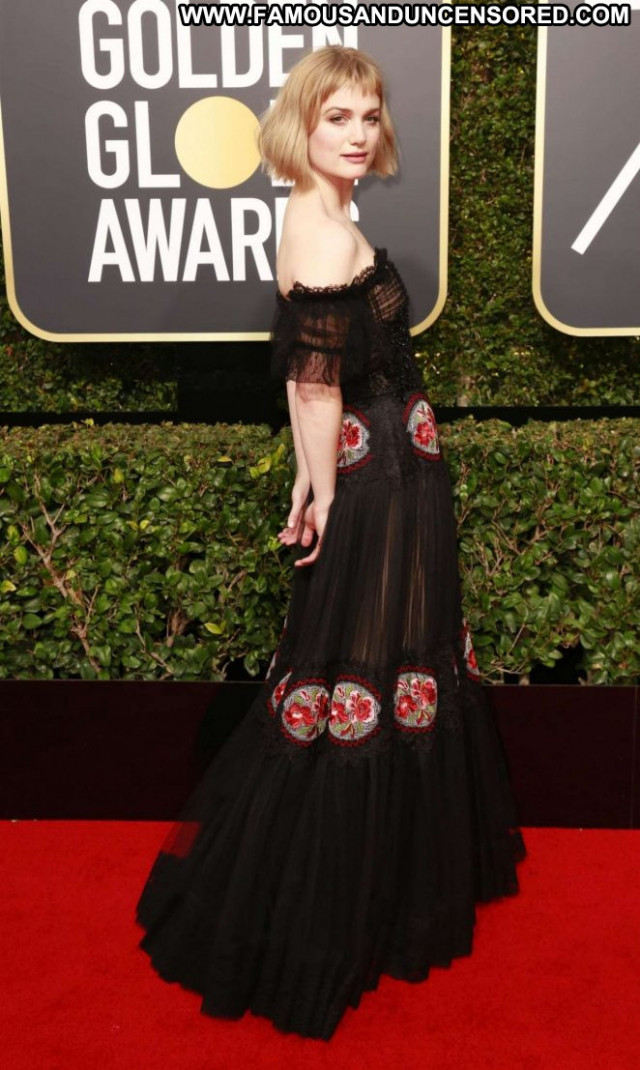 Alison Sudol Golden Globe Awards  Paparazzi Posing Hot Beautiful Babe