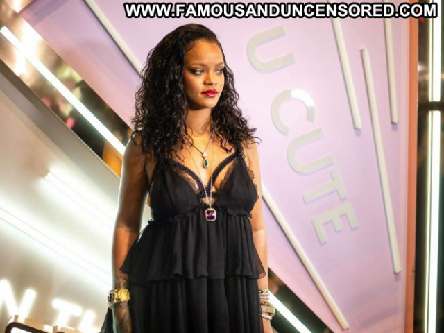 Rihanna No Source Nyc Posing Hot Party Celebrity Babe Beautiful