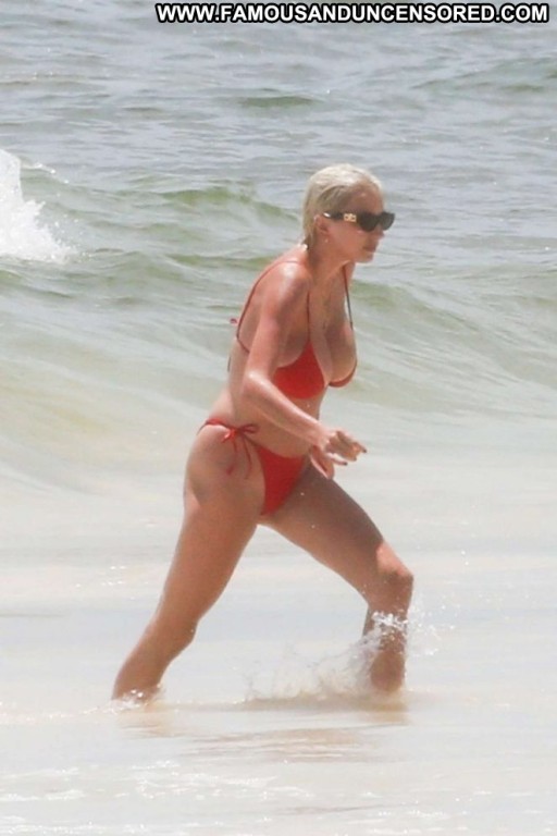 Caroline Vreeland Paparazzi Babe Posing Hot Beach Straight Bikini Celebrity Beautiful