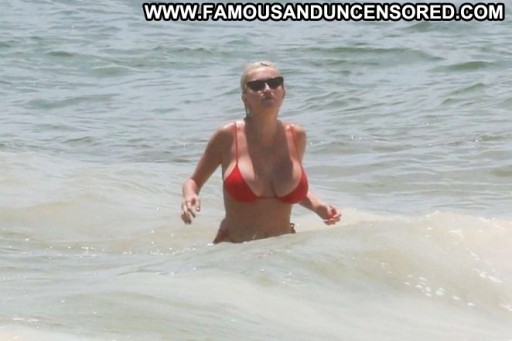 Caroline Vreeland Paparazzi Babe Posing Hot Beach Straight Bikini Celebrity Beautiful