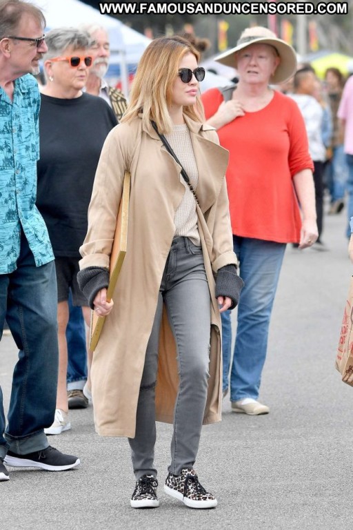 Lucy Hale Beautiful Straight Babe Angel Celebrity Los Angeles Shopping Paparazzi Posing Hot