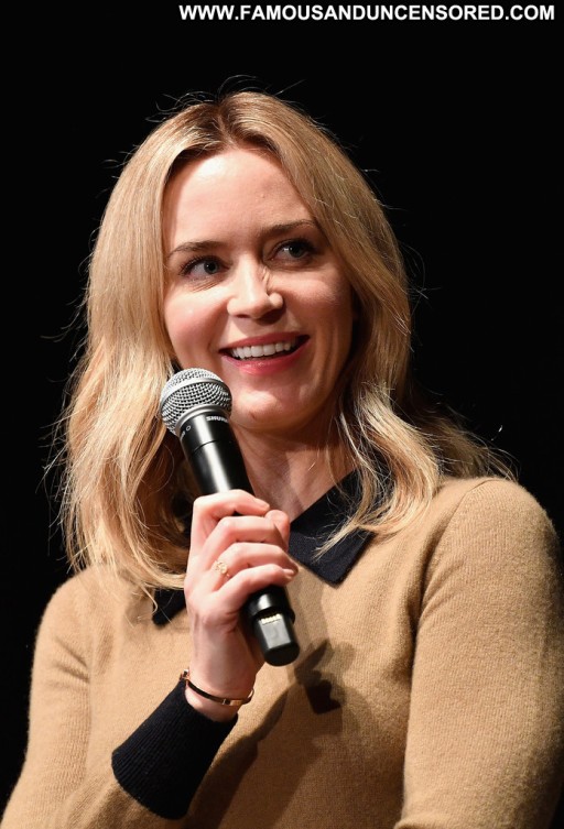 Amber Sym Sexy Porn Bar American Singer Leaked Ocean Adult Content Creator Bikini Park Videos Black Hair Babe Winter Summer Car Dad Caucasian Radio Host Brown