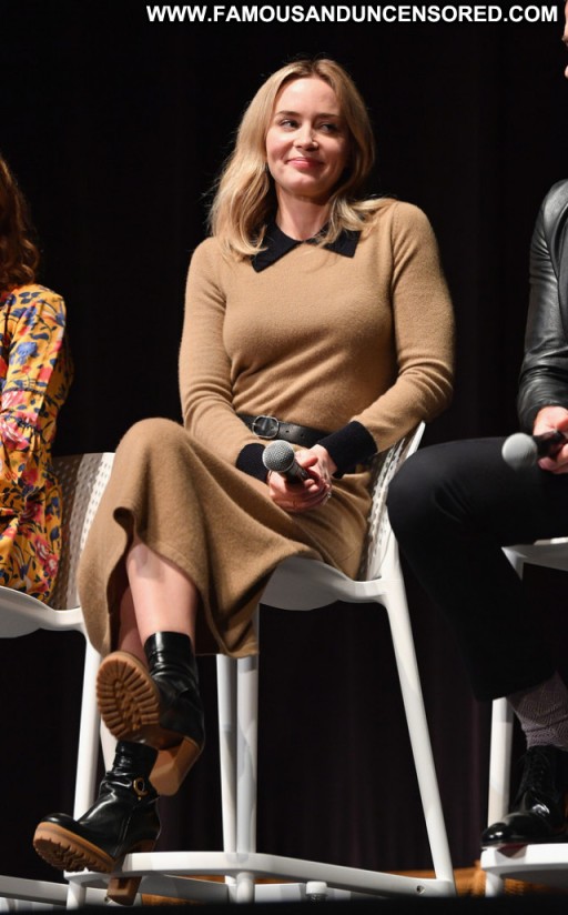 Amber Sym Sexy Porn Bar American Singer Leaked Ocean Adult Content Creator Bikini Park Videos Black Hair Babe Winter Summer Car Dad Caucasian Radio Host Brown