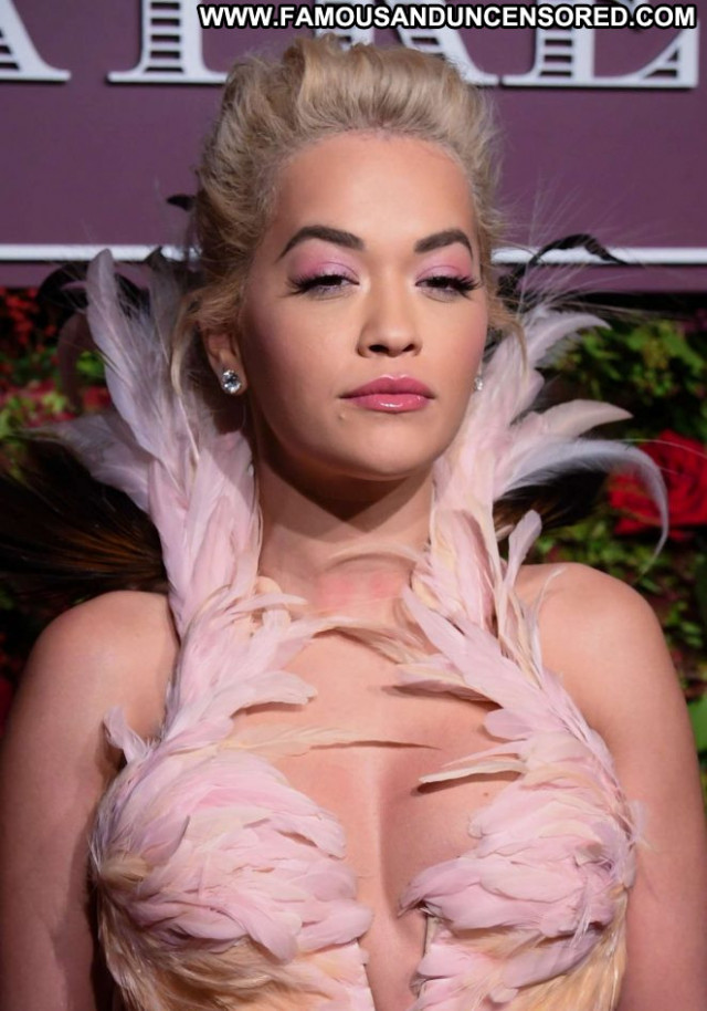 Rita Ora No Source Paparazzi Posing Hot Babe Beautiful London Awards