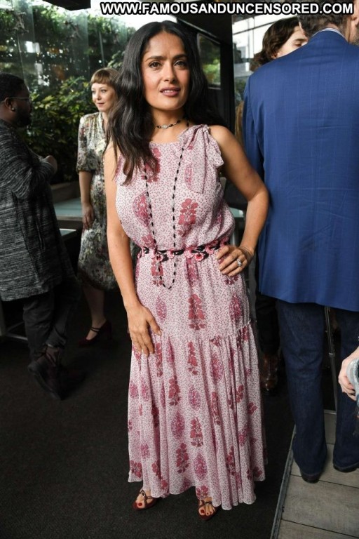 Salma Hayek Celebrity Posing Hot Beautiful Babe Awards Straight Paparazzi