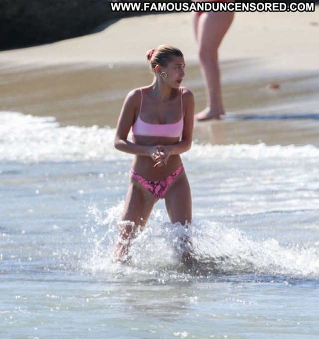 Hailey Baldwin The Beach Paparazzi Babe Beach Celebrity Beautiful