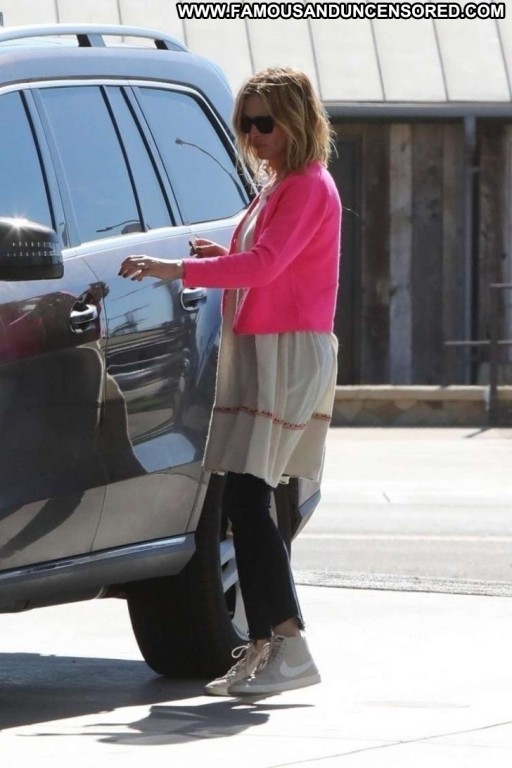 Julia Roberts Posing Hot Beautiful Straight Paparazzi Babe Celebrity