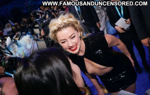 Amber Heard Beautiful Celebrity Paparazzi Posing Hot Babe Straight