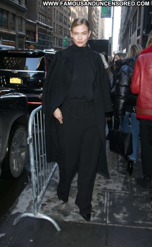 Karlie Kloss Paparazzi Celebrity Straight Nyc Posing Hot Babe Beautiful