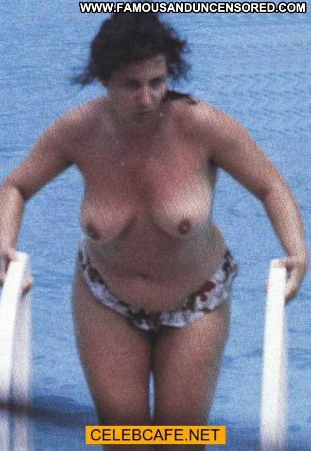 Marisa Laurito No Source Beautiful Toples Celebrity Posing Hot Beach