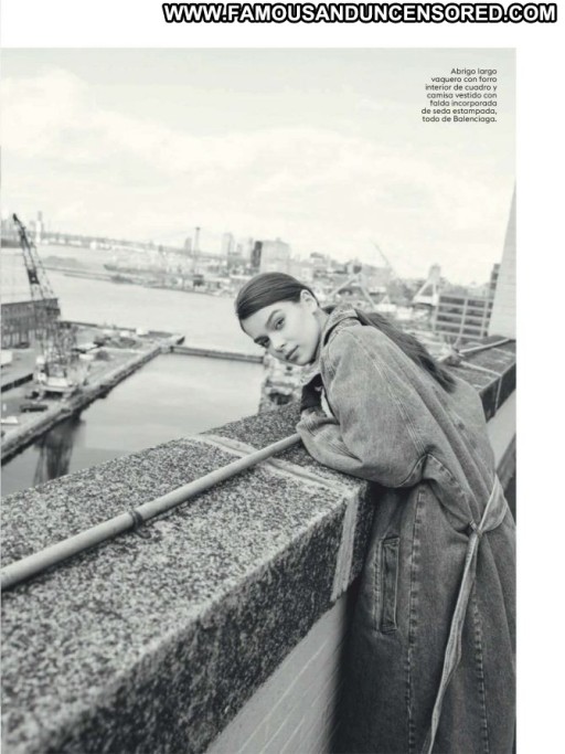 Hailee Steinfeld Magazine Celebrity Glamour Spain Posing Hot Paparazzi Straight Spa Beautiful Babe