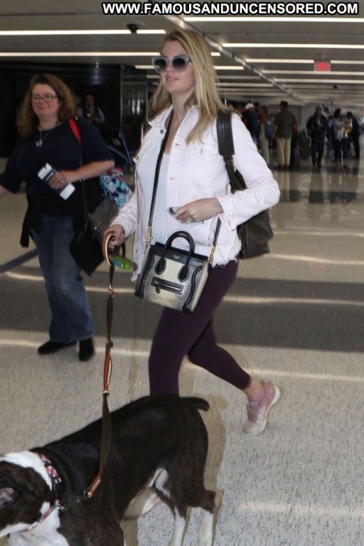 Kate Upton Celebrity Straight Los Angeles Posing Hot Lax Airport Angel Babe Beautiful Paparazzi
